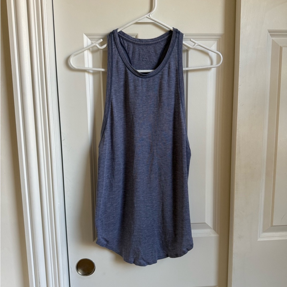 Lululemon light blue train tank - Picture 5 of 5